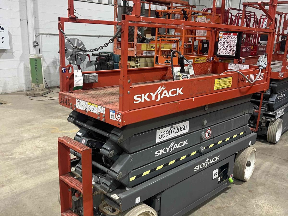 2016 Skyjack SJ3226