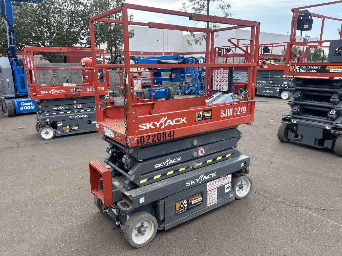 2017 Skyjack SJ3219