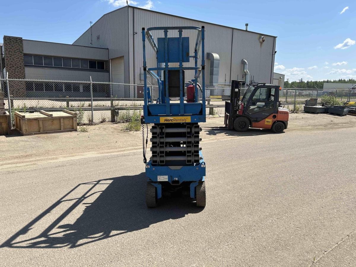 2018 Genie GS-3232-2