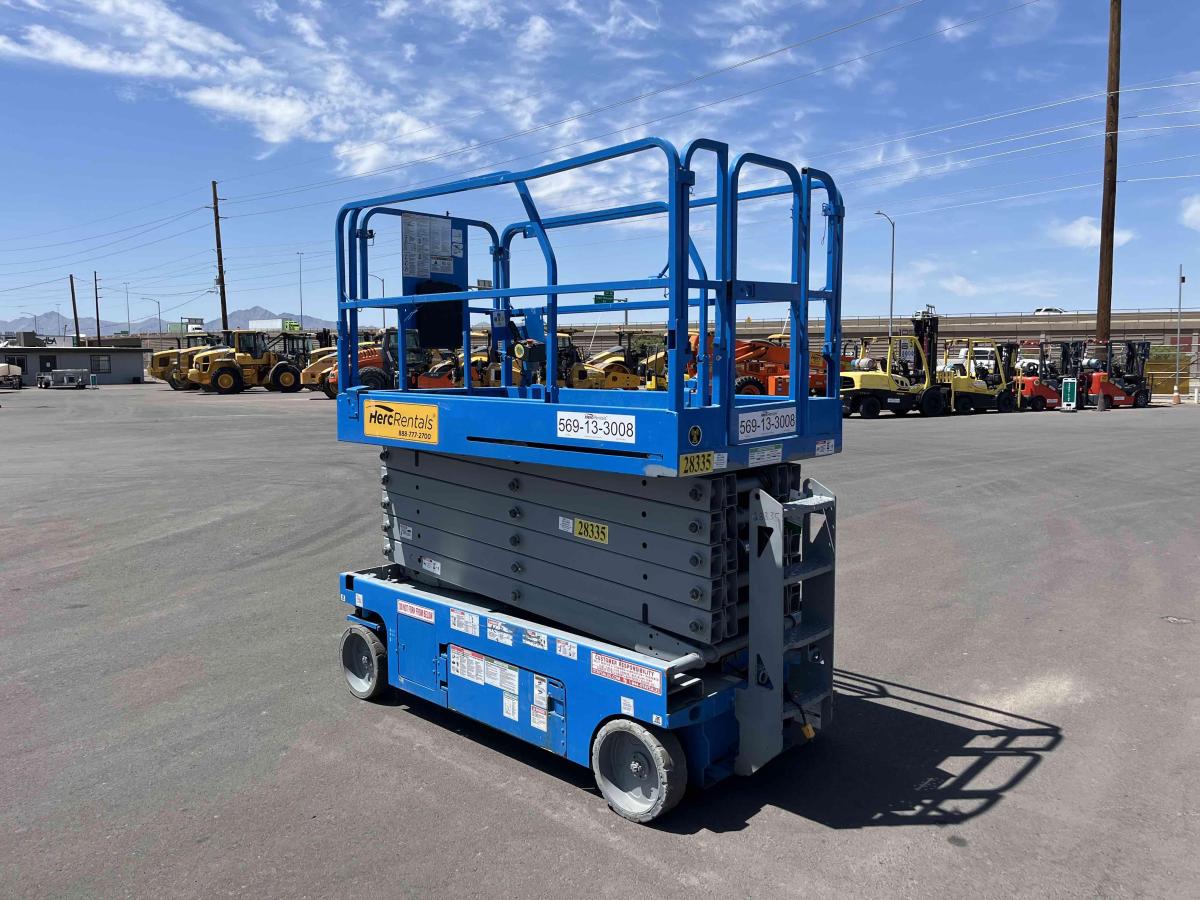 2016 Genie GS-4047