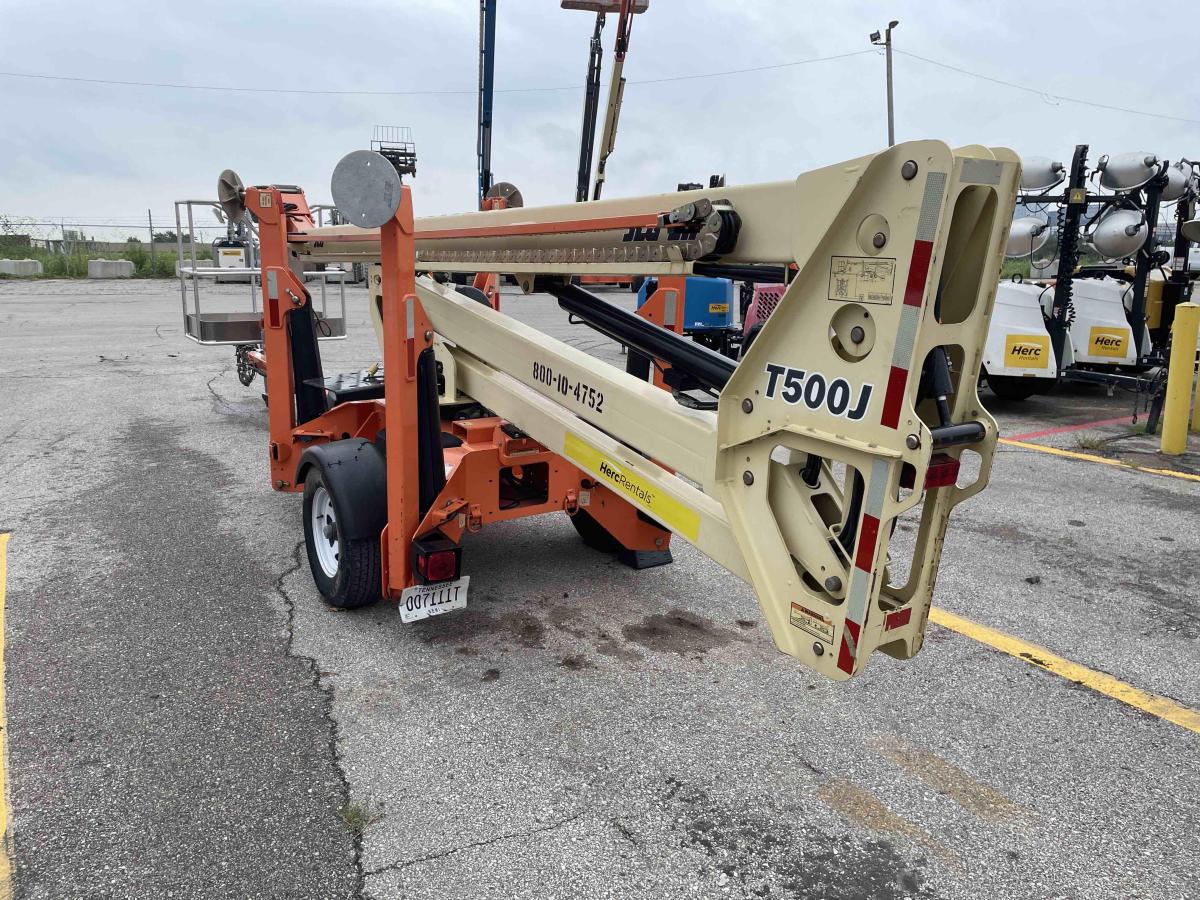 2016 JLG T500J