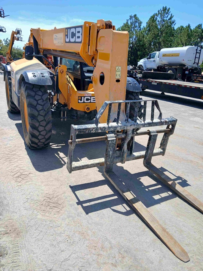 2019 JCB 509-42-7