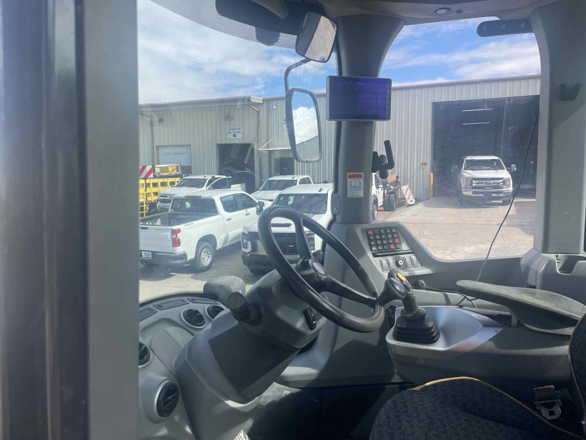 2019 Case 621G