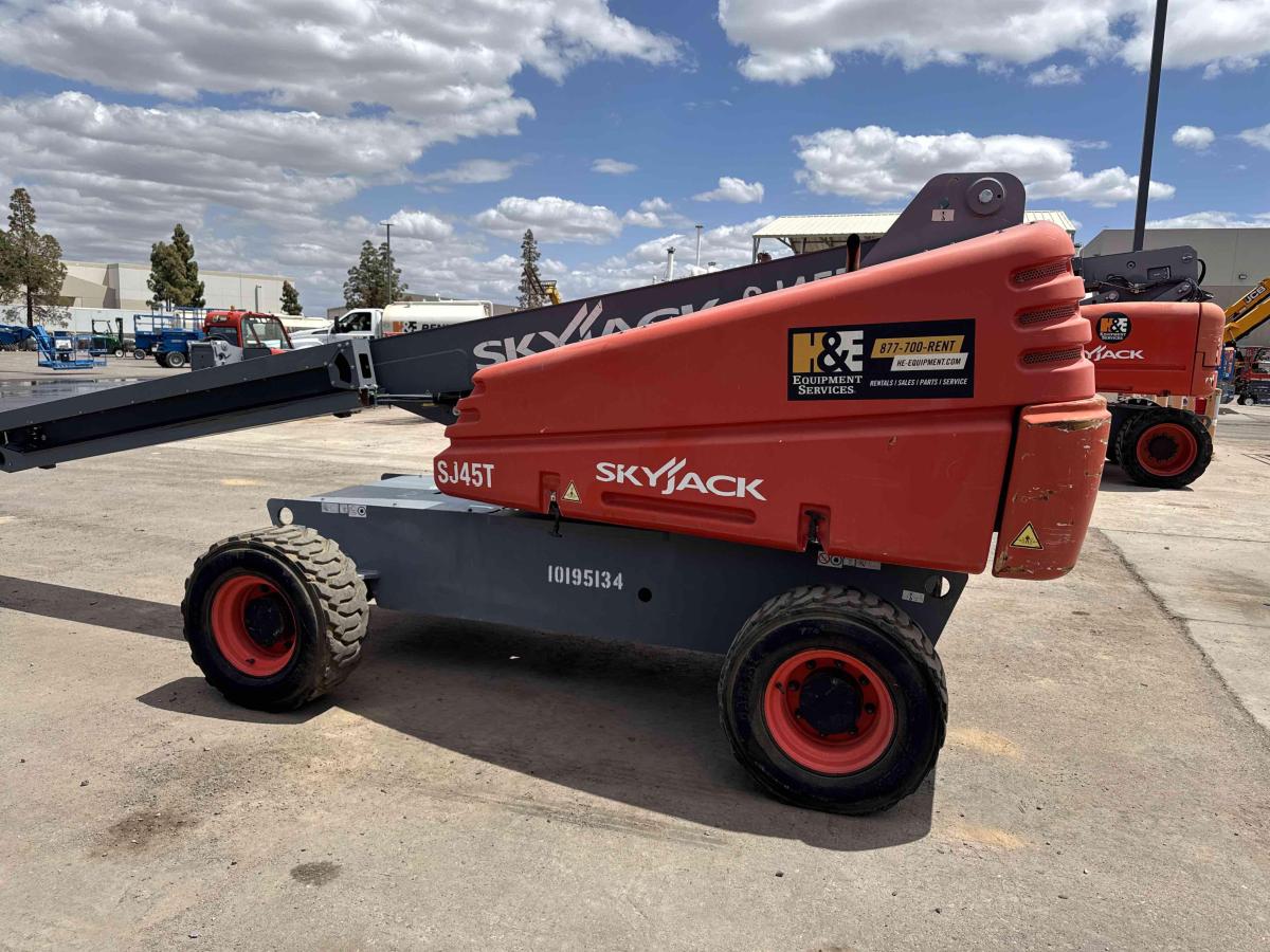 2016 Skyjack SJ45 T