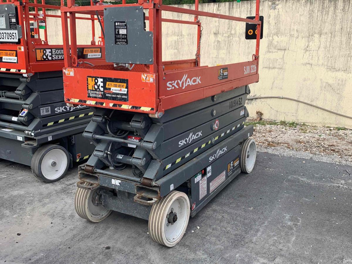 2016 Skyjack SJ3226