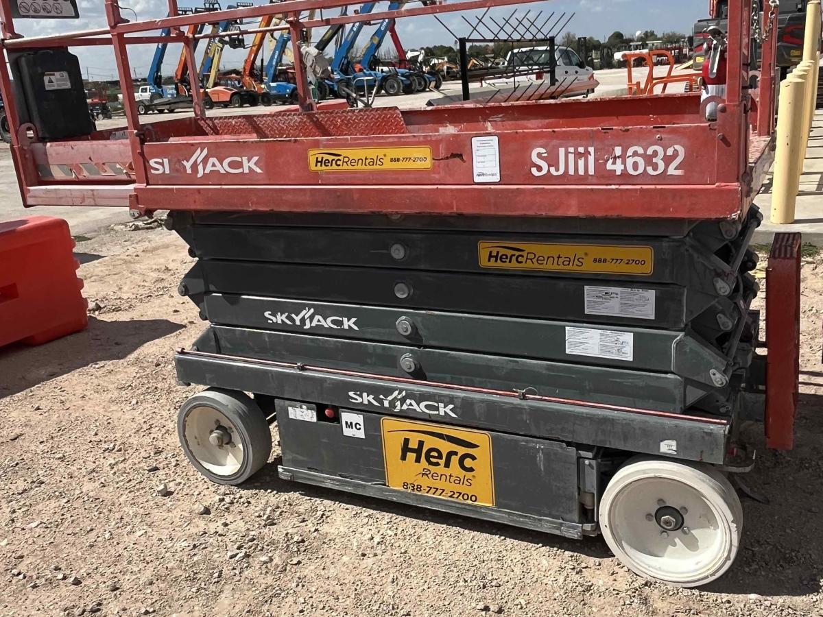 2017 Skyjack SJ4632