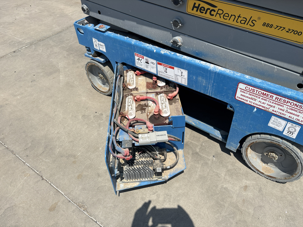 2019 Genie GS-1930-8