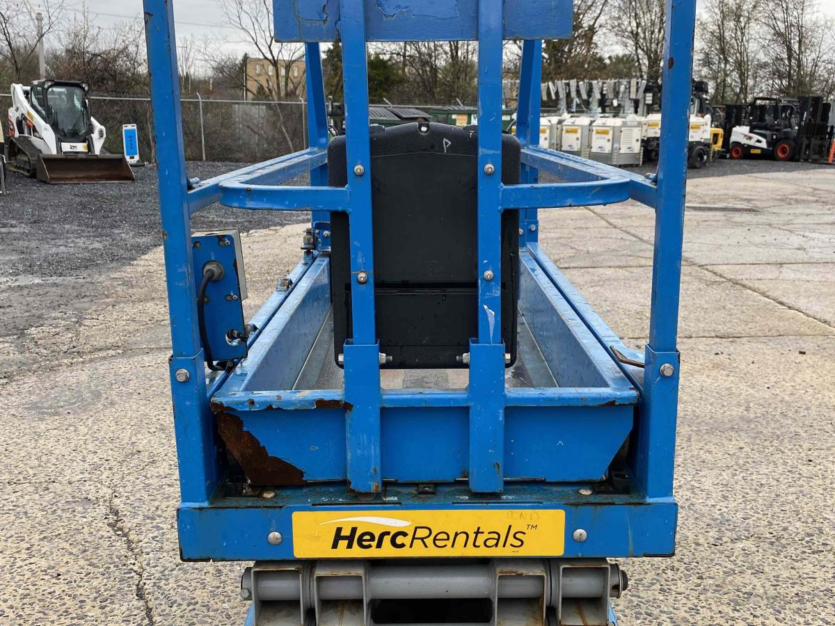 2018 Genie GS-1930