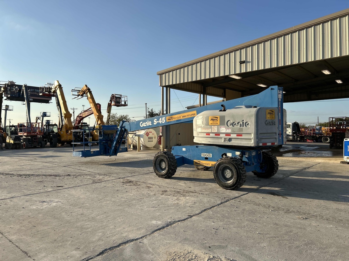 2018 Genie S-45-5