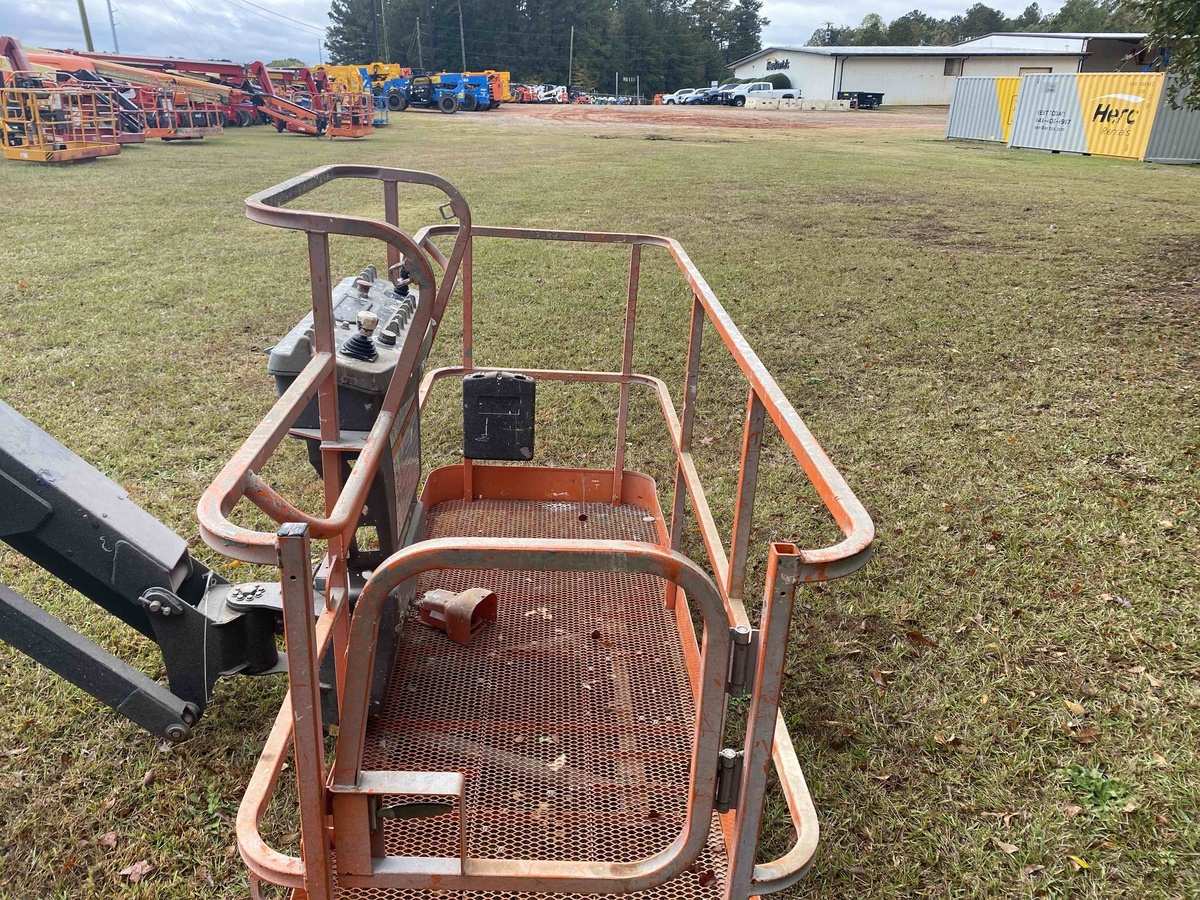 2018 JLG 460SJ-7