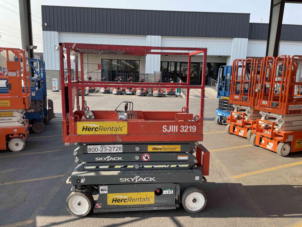 2018 Skyjack SJ3219-4
