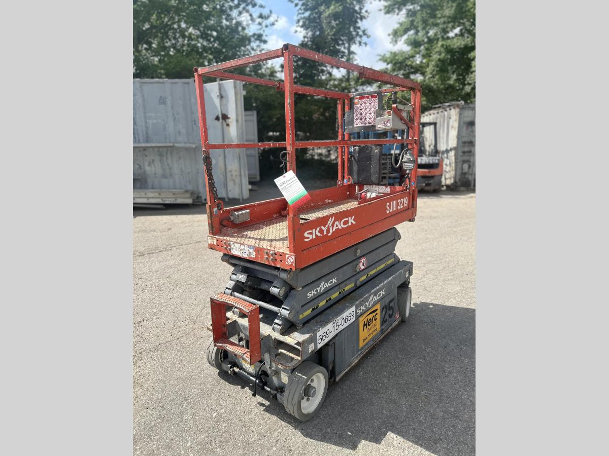2014 Skyjack SJ3219