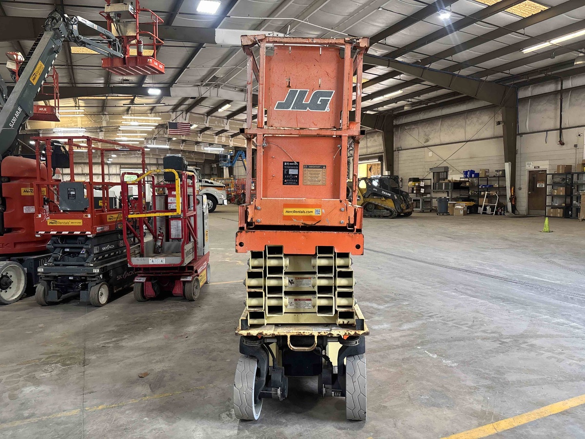 2018 JLG 2632ES-4