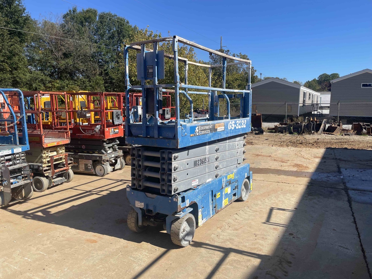 2018 Genie GS-3232-1