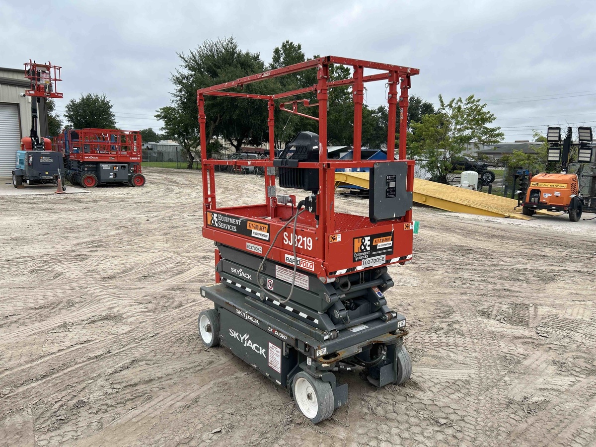 2022 Skyjack SJ3219-2