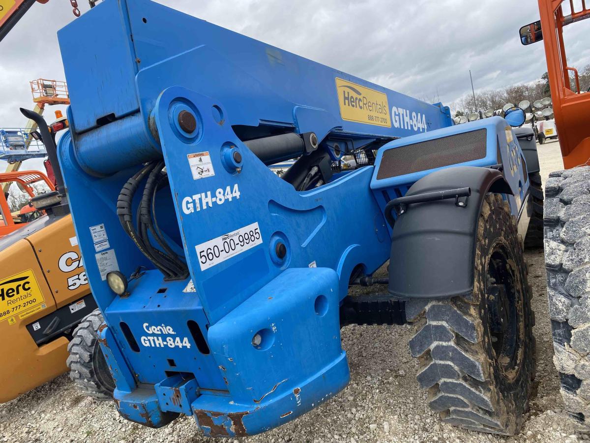 2019 Genie GTH 844