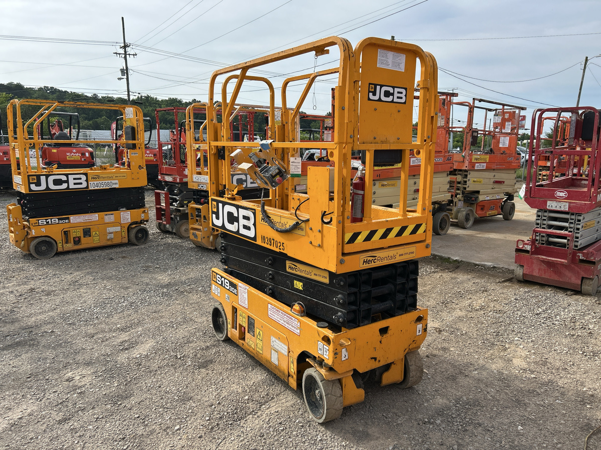 2022 JCB S1930E-2