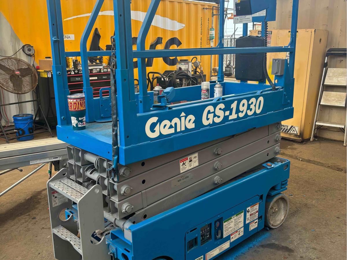 2017 Genie GS-1930