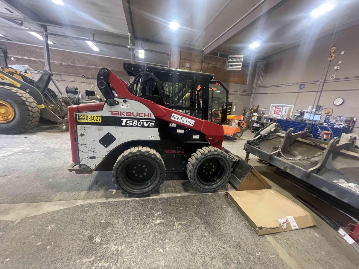 2018 Takeuchi TS80V