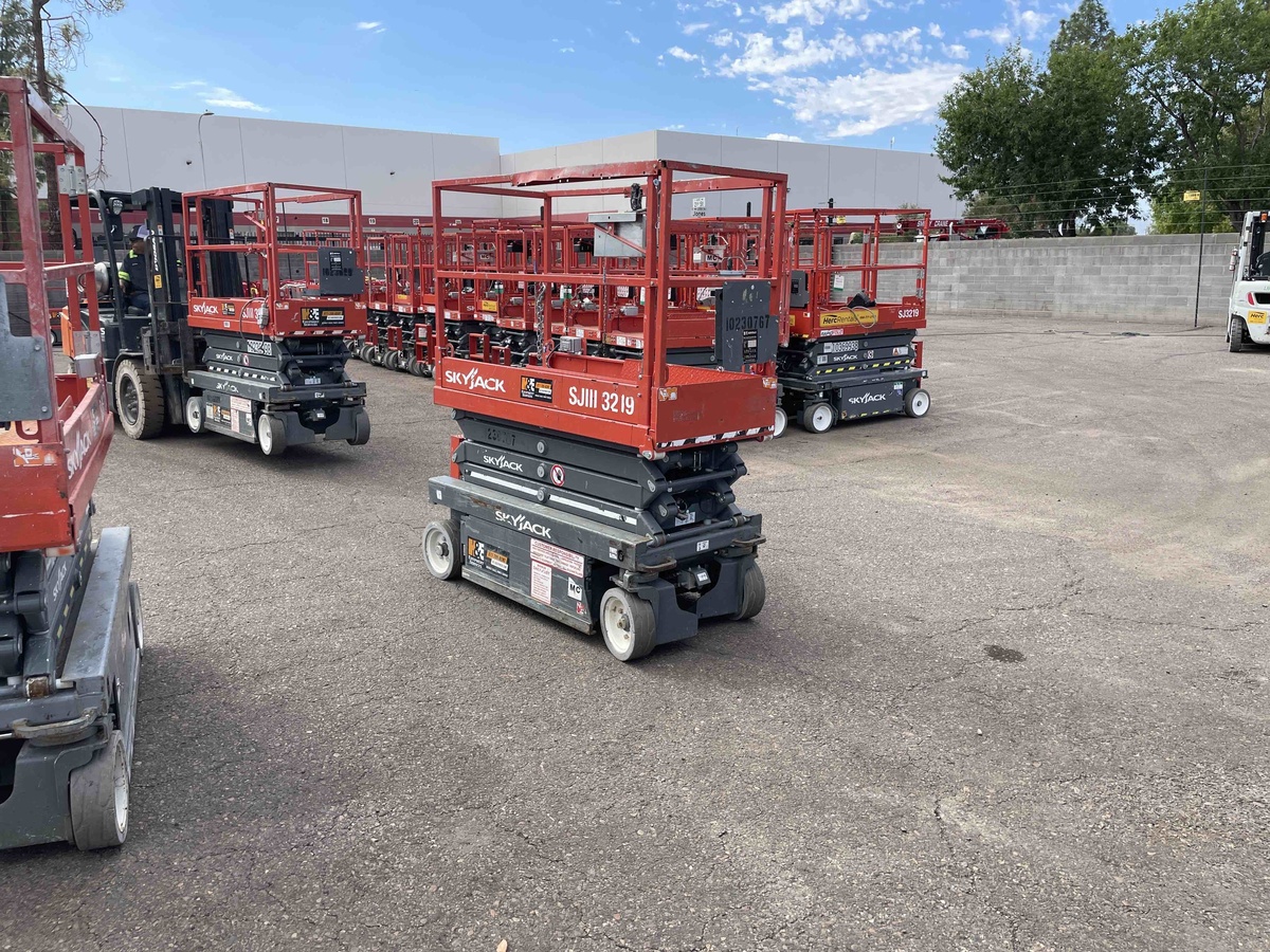 2017 Skyjack SJ3219