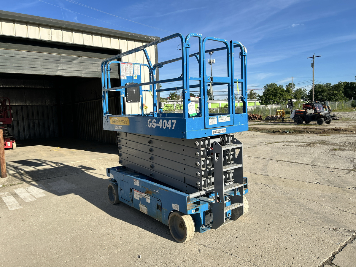 2019 Genie GS-4047-4