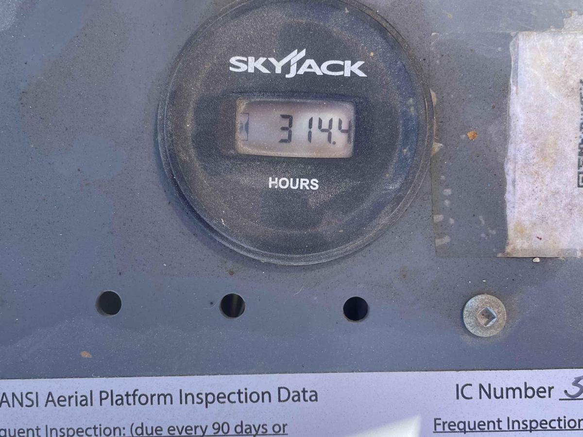 2017 Skyjack SJ3219