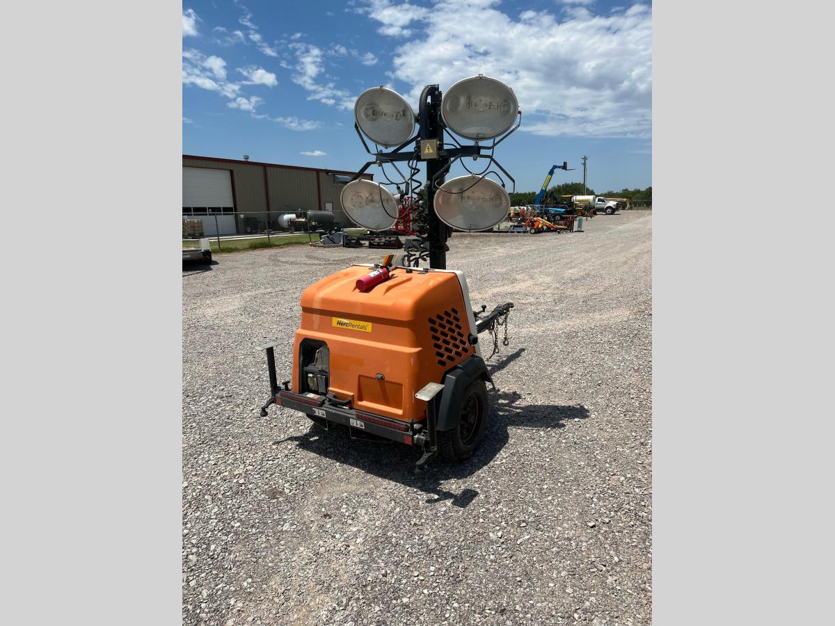 2018 JLG T350