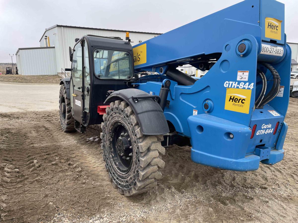 2020 Genie GTH 844