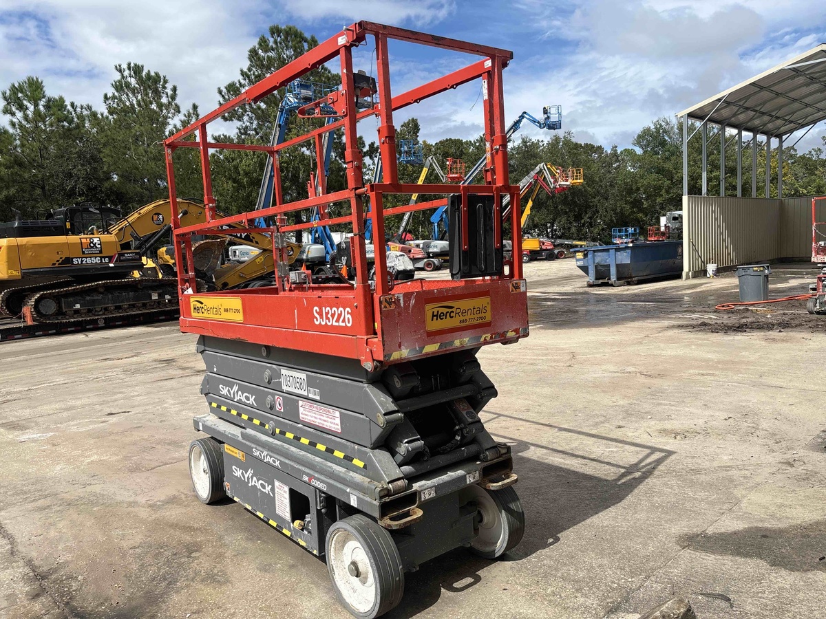 2022 Skyjack SJ3226-2