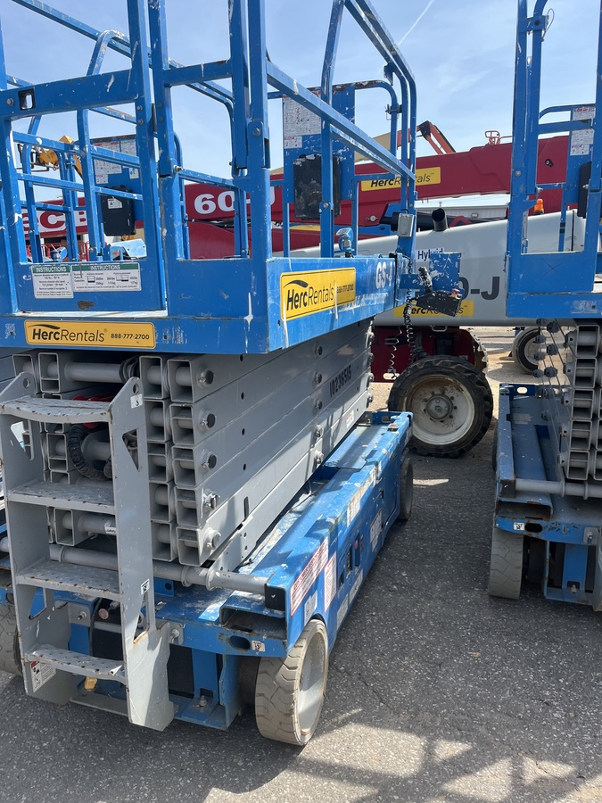 2018 Genie GS-4047-2
