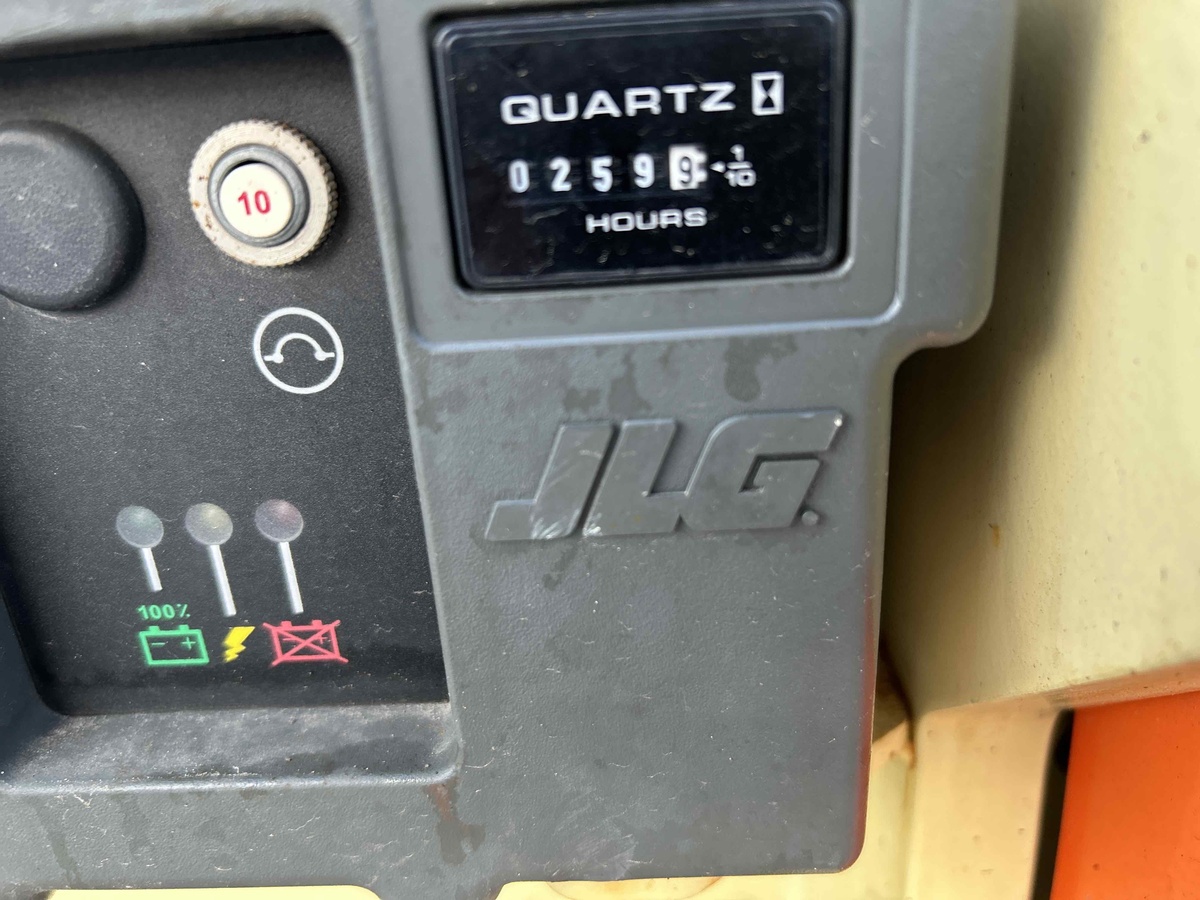 2019 JLG 2646ES-5