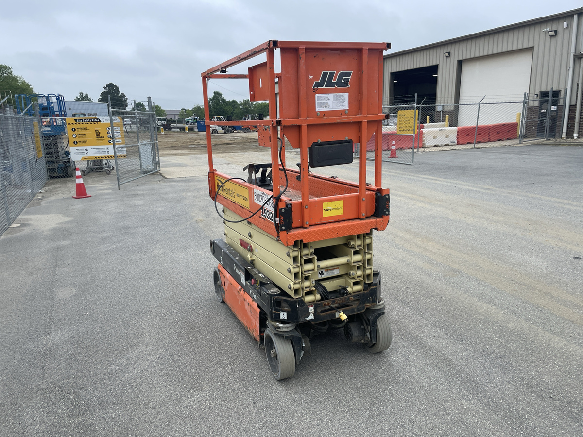 2018 JLG 1932R-7