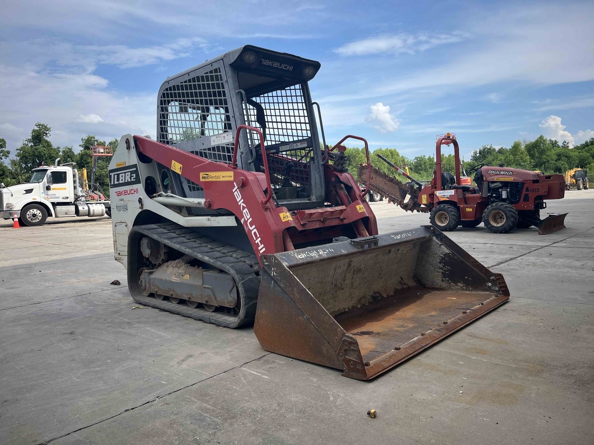 2021 Takeuchi TL8R2