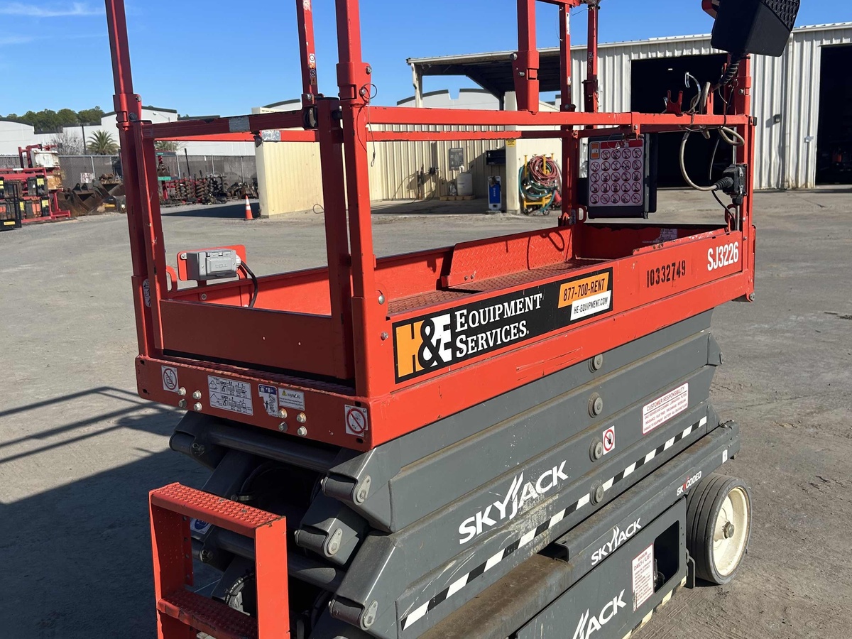 2021 Skyjack SJ3226