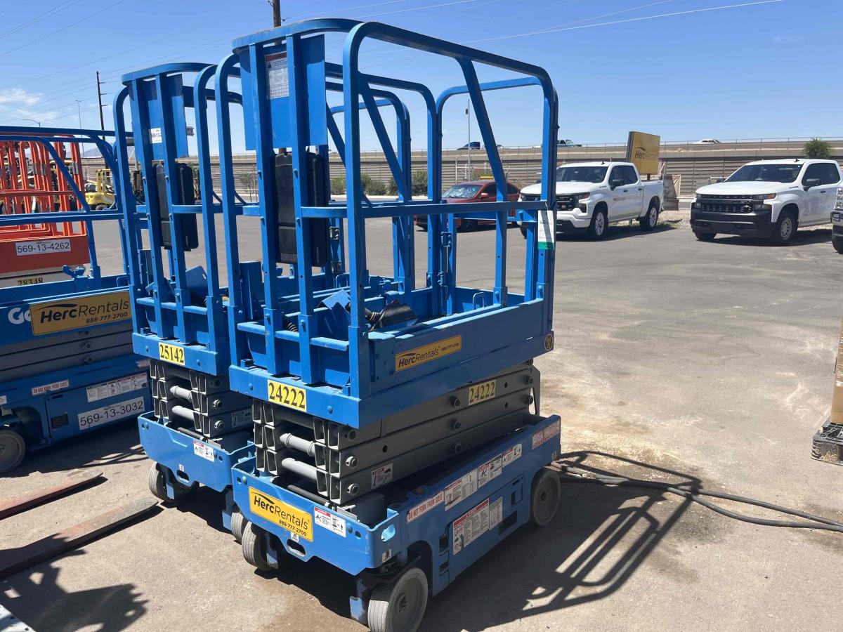 2019 Genie GS1330M-2