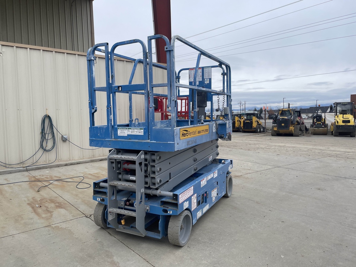 2018 Genie GS-2646