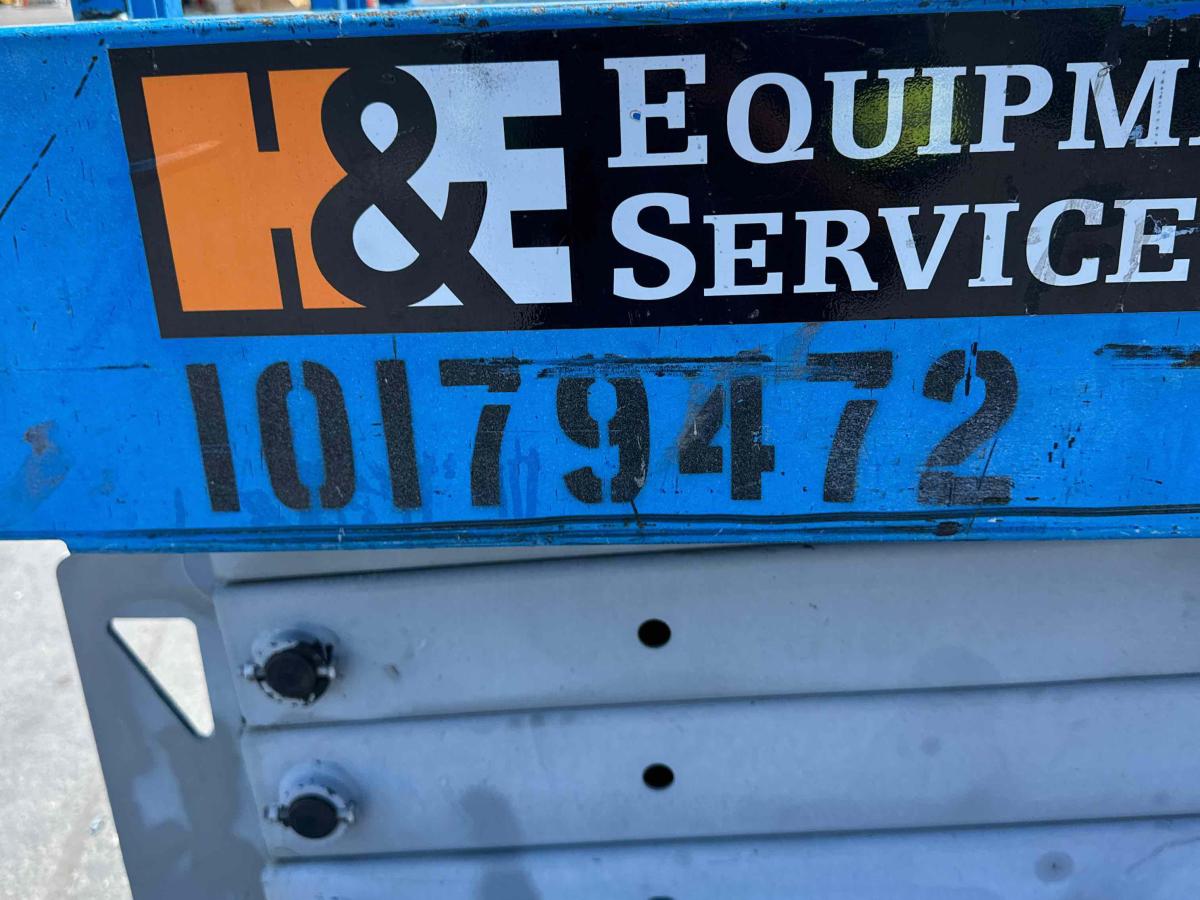 2016 Genie GS-3246