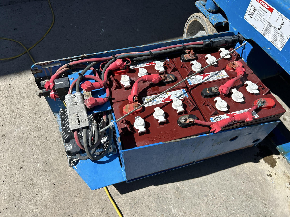 2019 Genie GS-1930-8