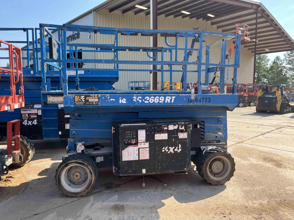 2016 Genie GS-2669 RT