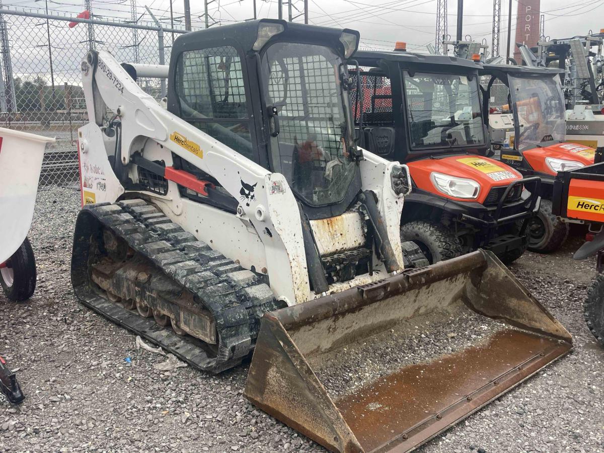 2021 Bobcat T740