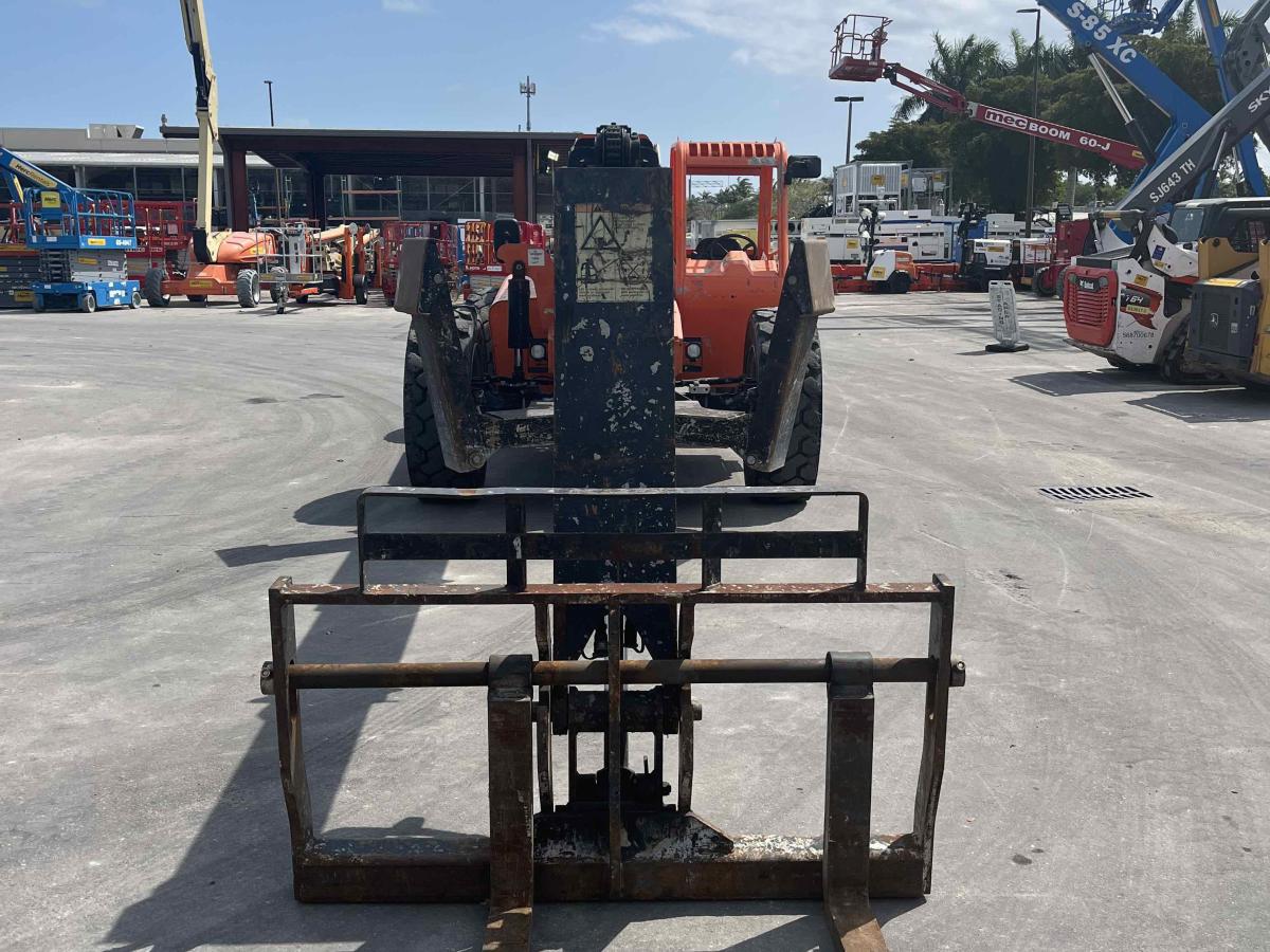 2019 SkyTrak 10054