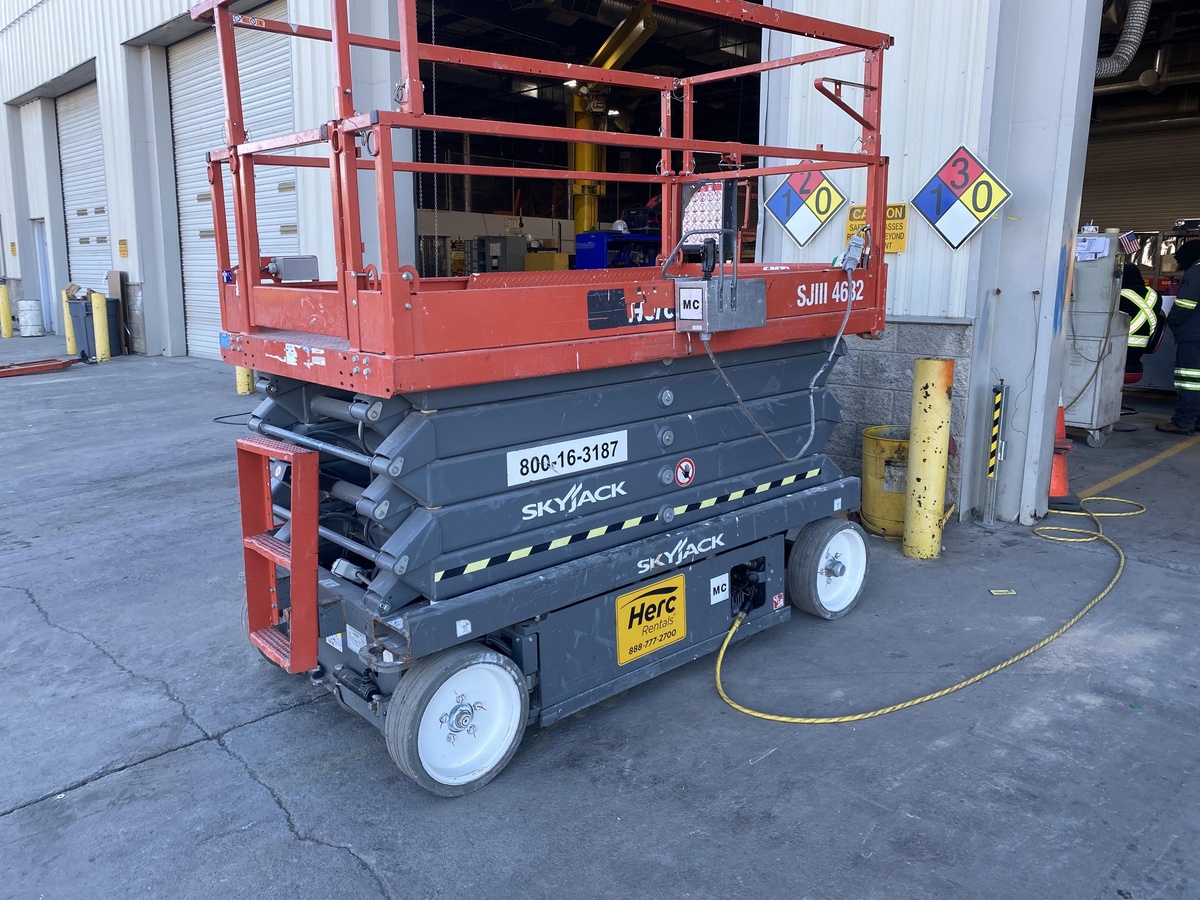 2017 Skyjack SJ4632