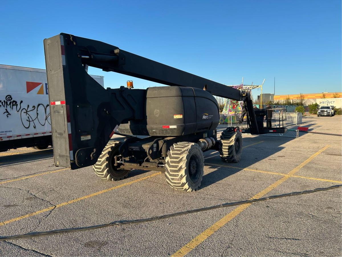 2000 JLG 800AJ