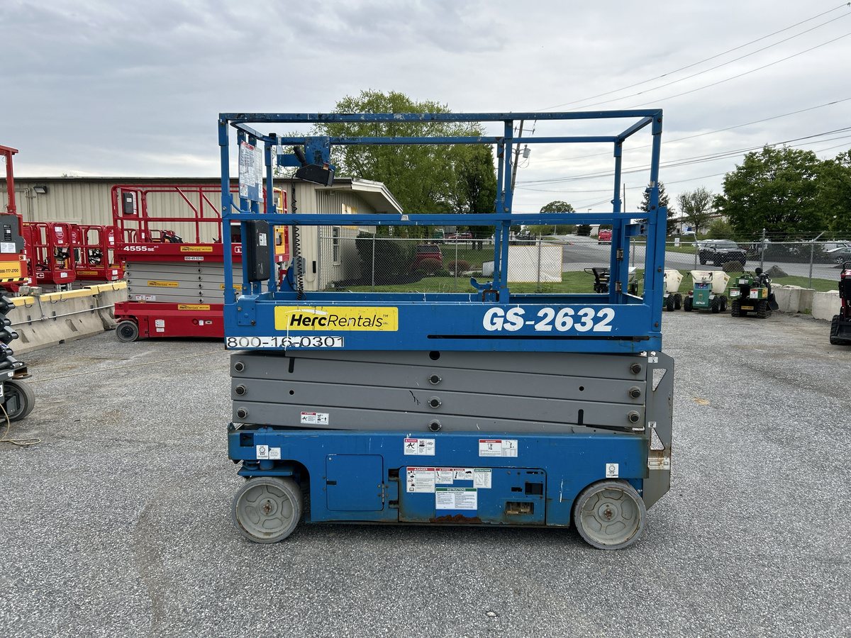 2017 Genie GS-2632-18