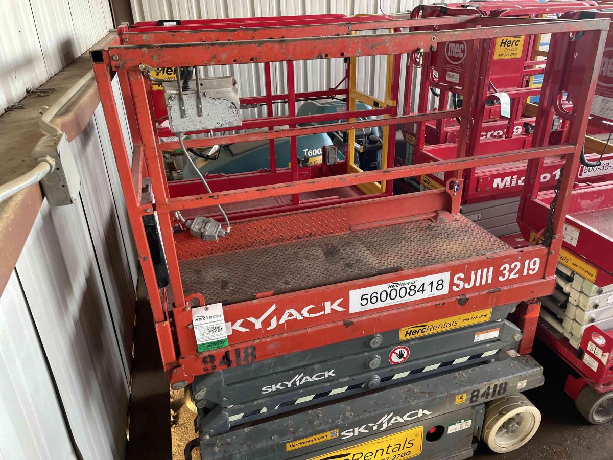 2017 Skyjack SJ3219