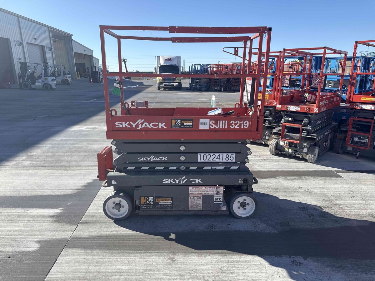 2017 Skyjack SJ3219-4