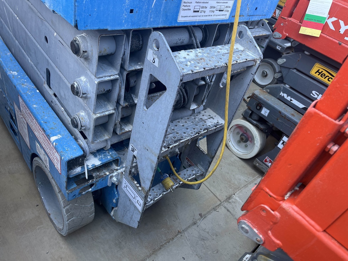 2016 Genie GS-2632-4
