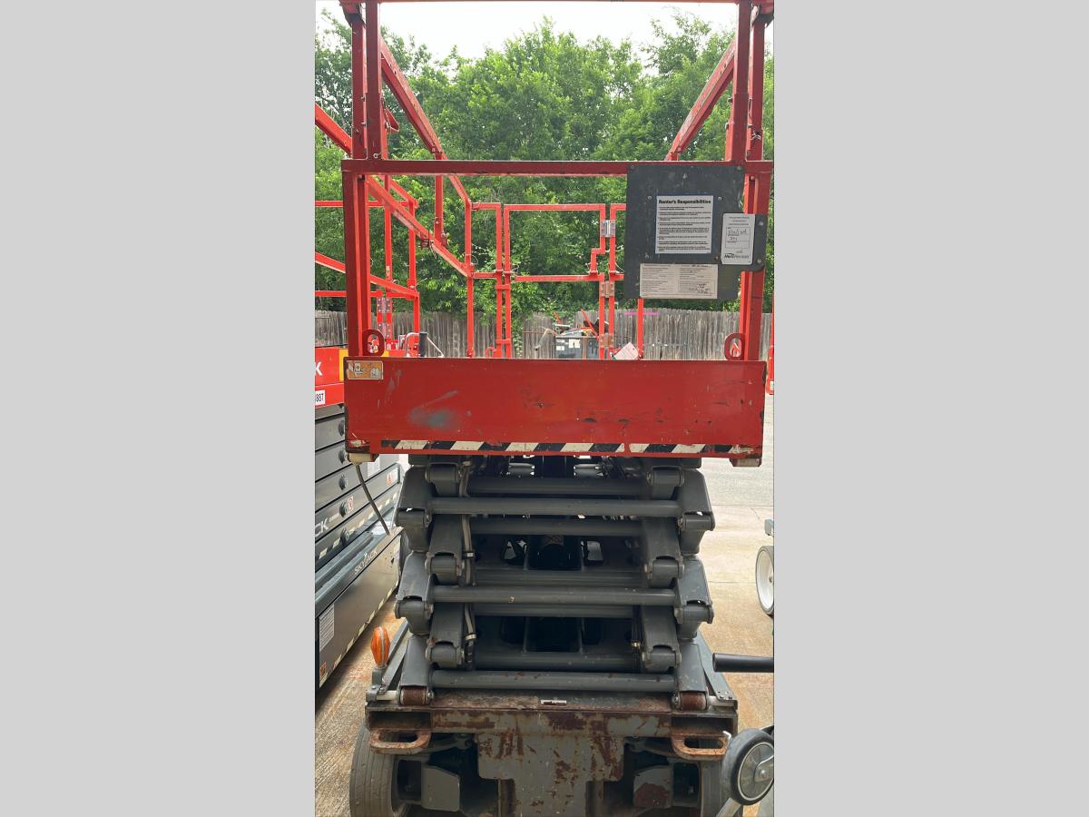 2017 Skyjack SJ4740