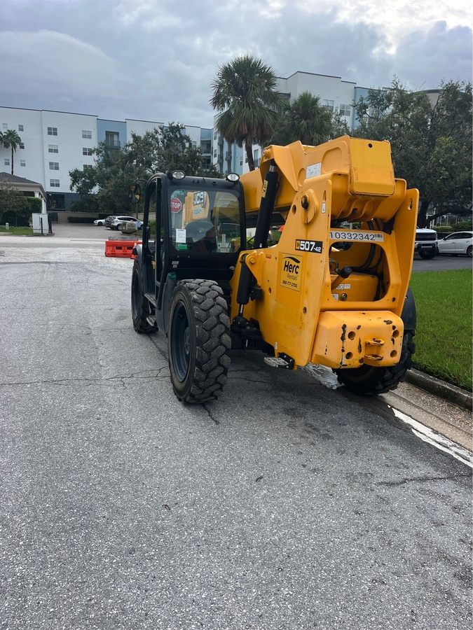 2021 JCB 507-42-3
