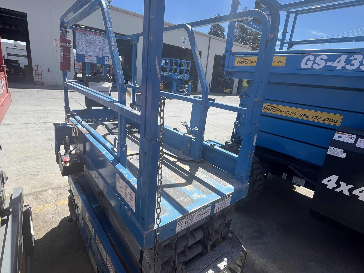 2017 Genie GS-1930